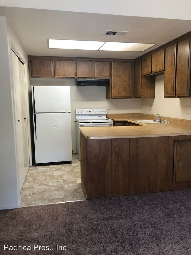 Building Photo - 7982-7982 Cavalli Way