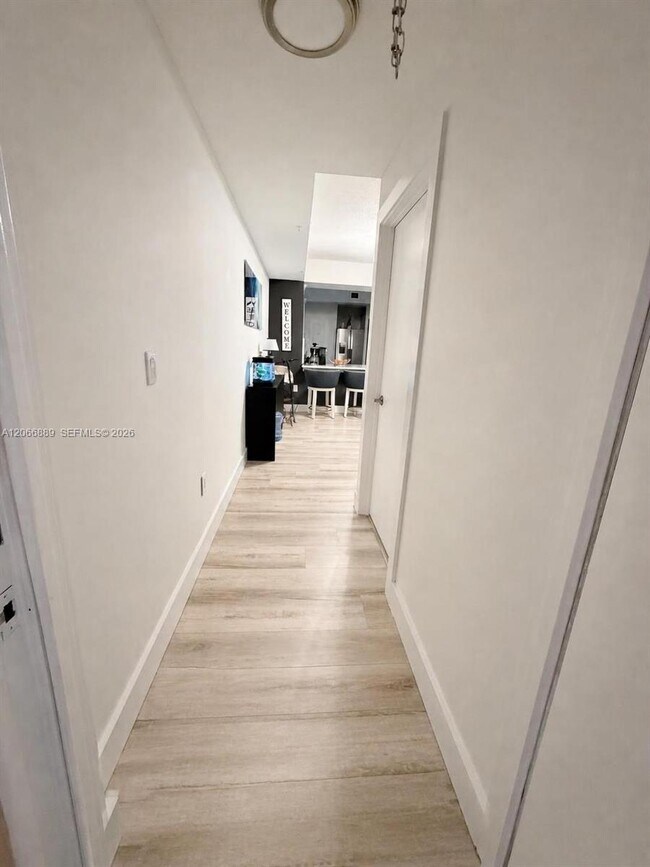 Foto del edificio - 6960 SW 39th St