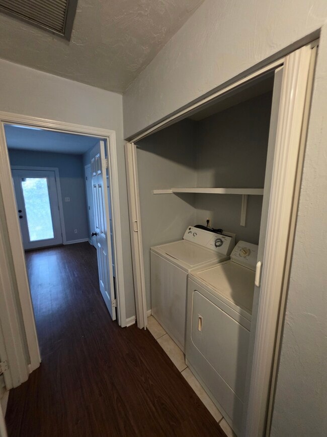 Photo - 1259 Orange Ave E Townhome