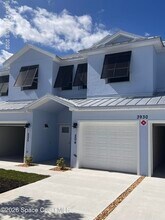 Building Photo - 3930 Playa Del Sol Dr