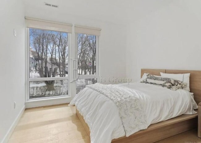 Building Photo - 5 bedroom in NEW HAVEN CT 06513
