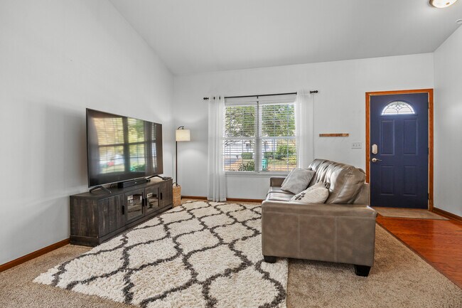 Building Photo - 14153 S Napa Cir