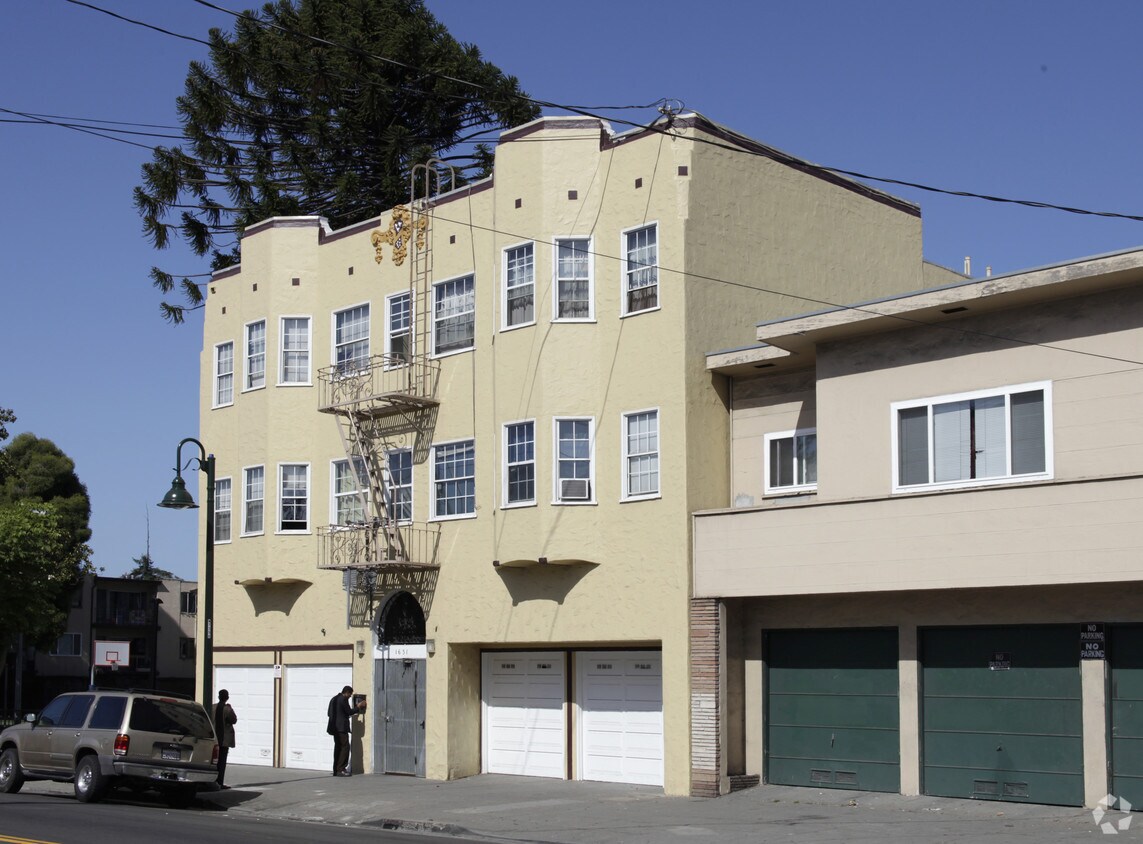Building Photo - 1651 Fruitvale Ave