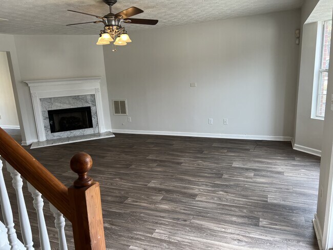 Building Photo - 2244 Wind Rose Ct