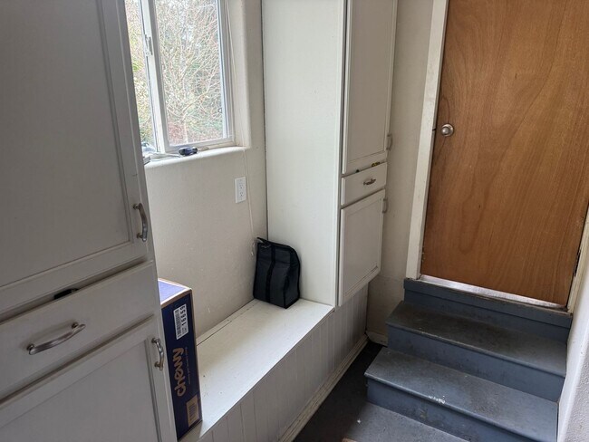 Foto del edificio - Great Single Level Home in Oakridge!