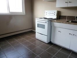 Photo du bâtiment - Mateo Place Apartments