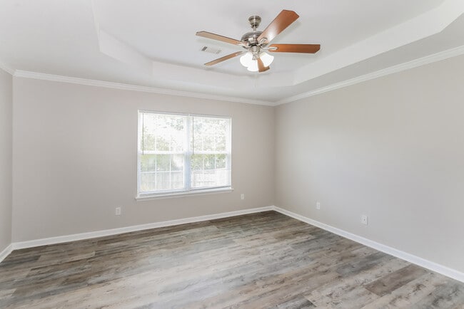 Foto del edificio - 6240 Freedom Cir