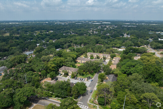 Foto aérea - 11644-11650 Mango Ridge Blvd