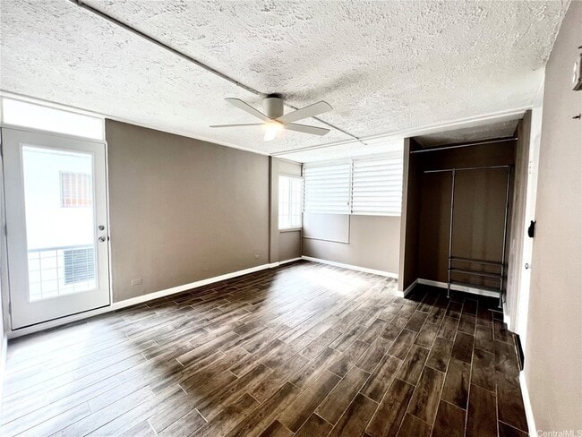 Building Photo - 417 Namahana Street Unit 17