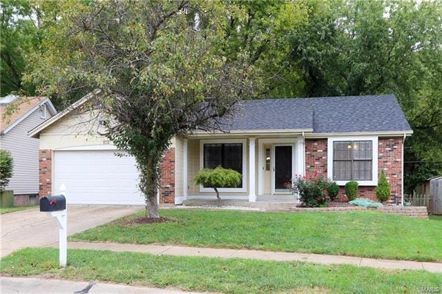 Primary Photo - 812 White Picket Ln