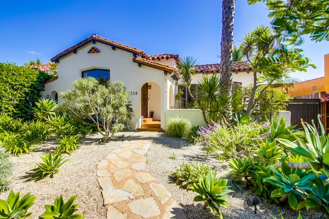 Building Photo - 1338 S Sierra Bonita Ave