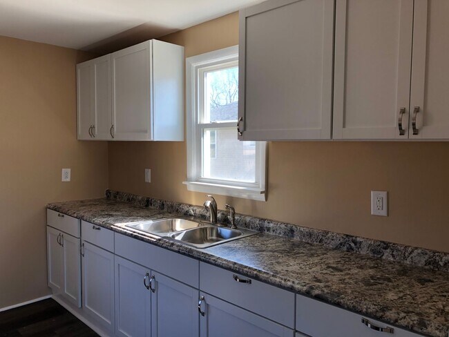 Foto del edificio - Comfortable Family Home in Prime Colona Location