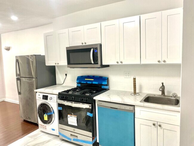 Foto del edificio - 299 3rd St