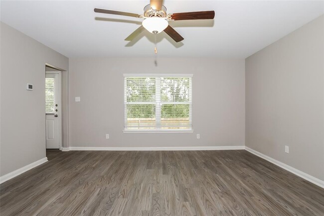 Building Photo - 23083 Bellini Dr