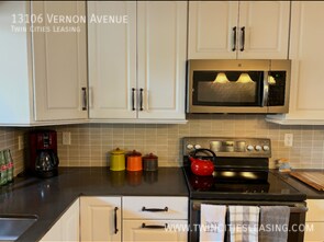 Foto del edificio - 13106 Vernon Ave