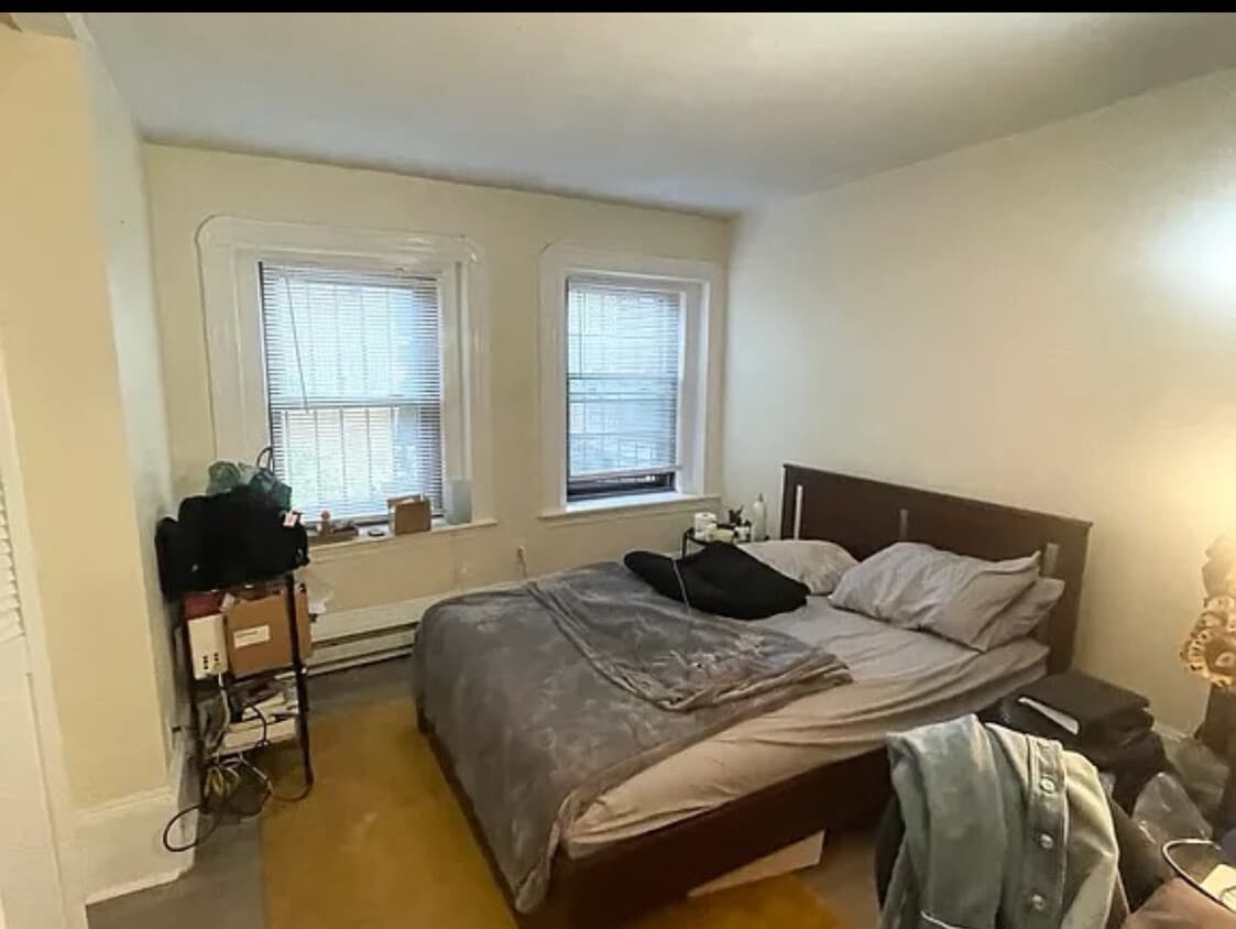 Primary Photo - 7 Grove St