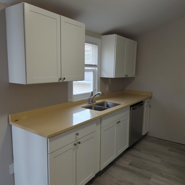 Foto del edificio - 220 Grandview Ave