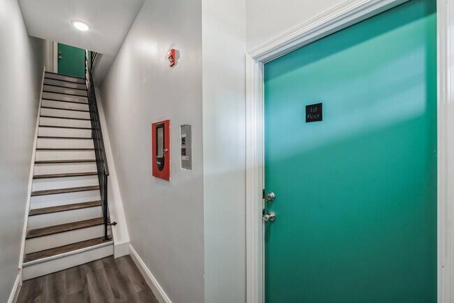 Foto del edificio - 406 N 52nd St