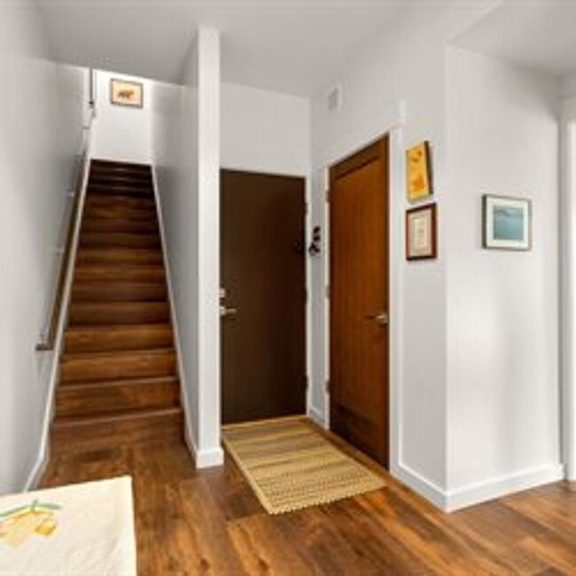 Building Photo - Whitefish Townhome w/ Clubhouse amenities