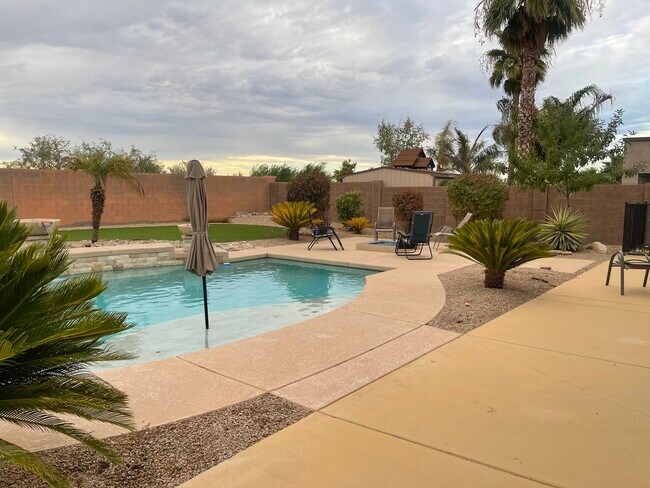 Building Photo - 4445 N 179th Dr
