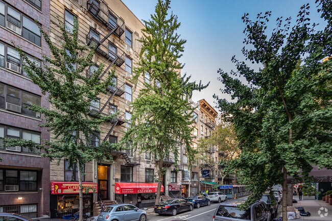 Building Photo - 242 E 77th St