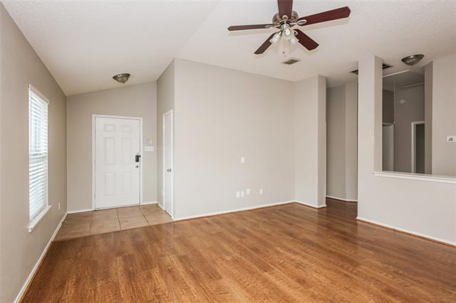 Building Photo - 4701 Sea Ridge Dr