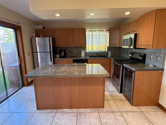 Foto del edificio - 4043 Palm Bay Cir