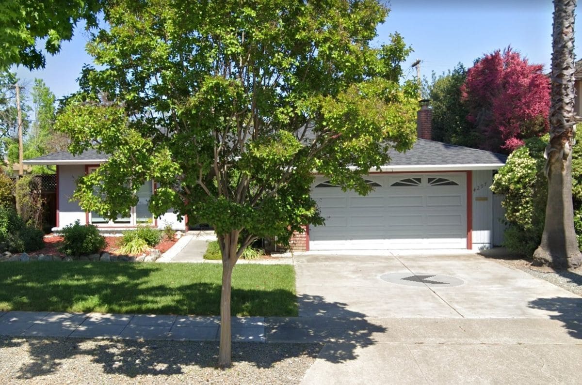 Foto principal - 4297 McKinnon Dr