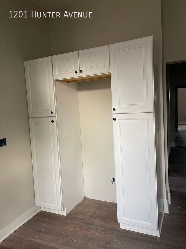 Building Photo - 1201 Hunter Ave