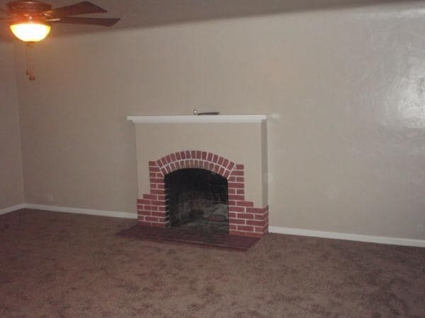 Building Photo - 6527 S Jack Tone Rd