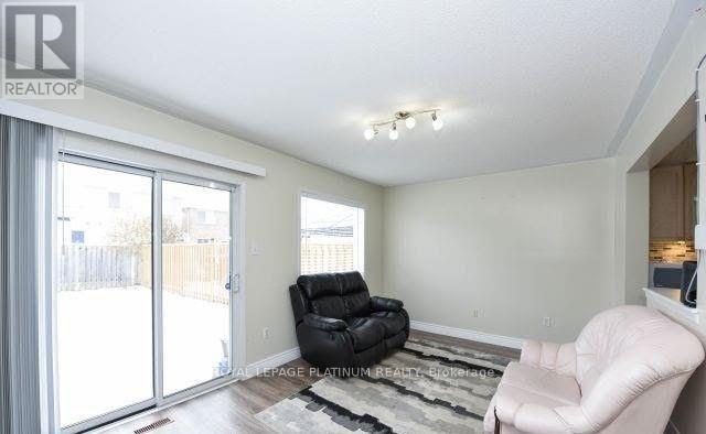 Building Photo - 80 Lake Louise Dr
