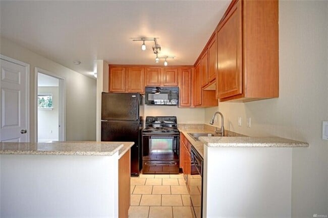Building Photo - 20330 Bothell Everett Hwy