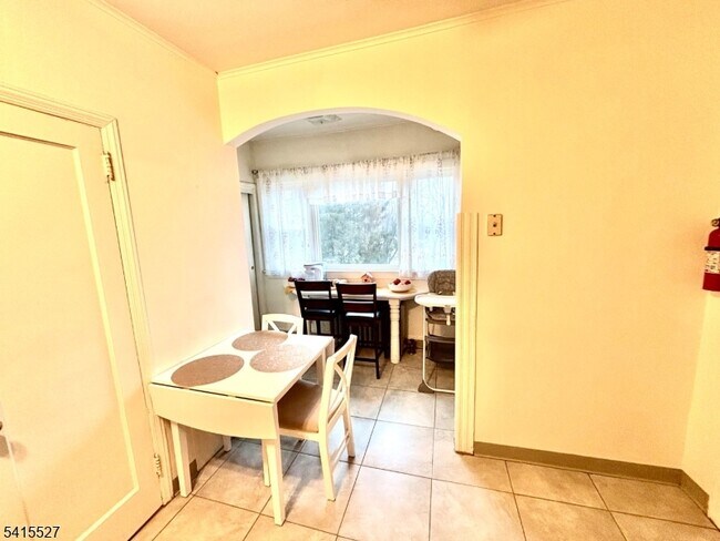 Foto del edificio - 196 Mt Kemble Ave