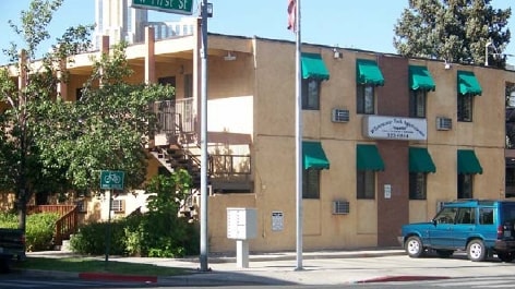 Primary Photo - 128 Ralston St
