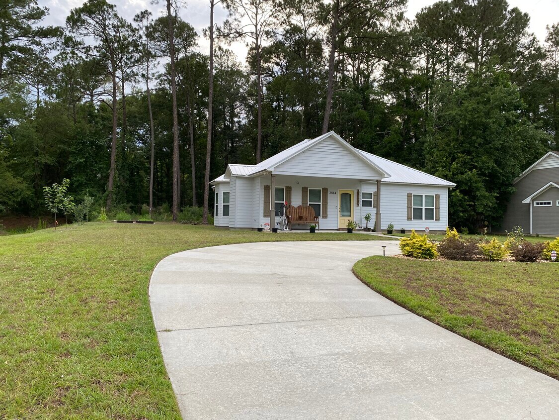 Primary Photo - 2814 Melrose Dr