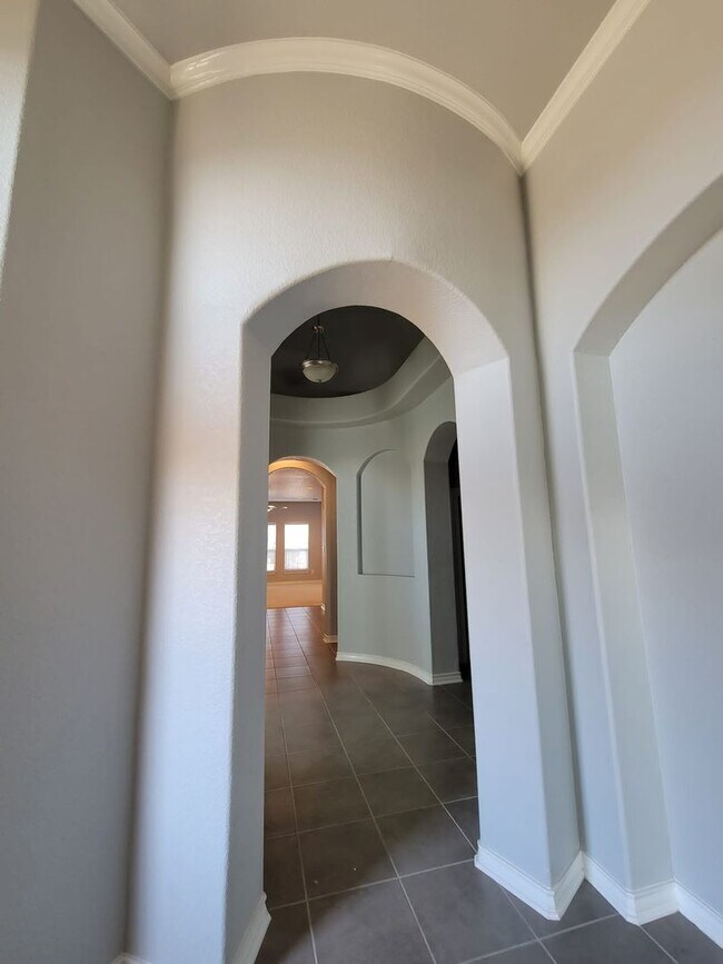 Foto del edificio - Gorgeous brick home available in West Poin...
