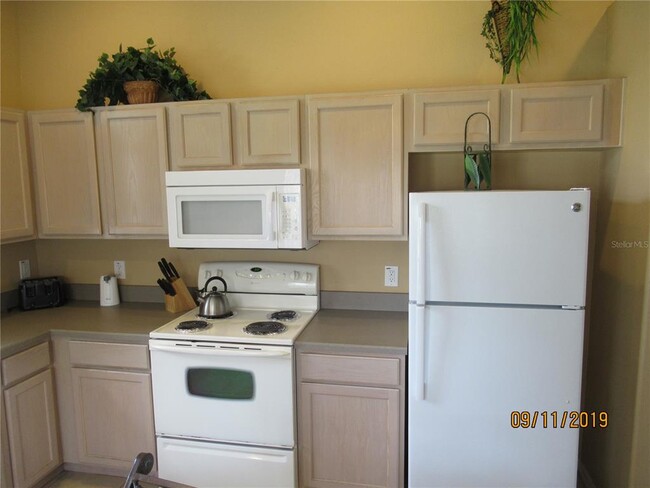 Building Photo - 8098 Santee Dr