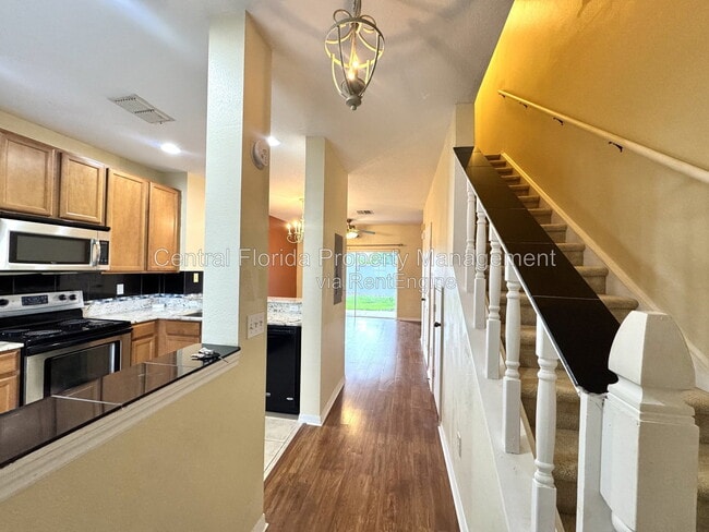 Foto del edificio - 10832 Savannah Wood Ct