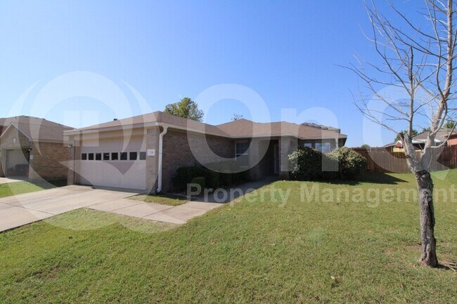 Building Photo - 220 Centenary Dr