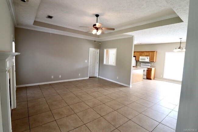 Building Photo - 7041 McKenzie Ct