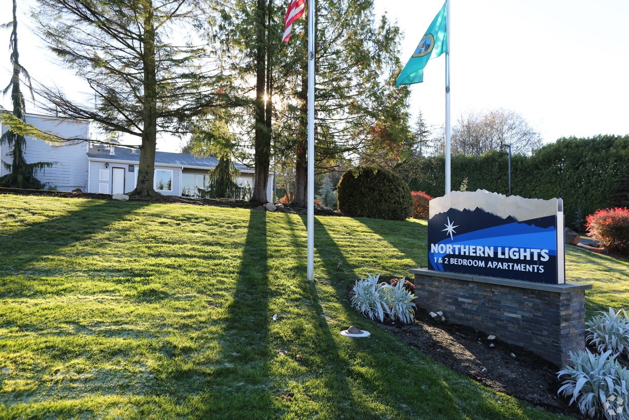Northern Lights Apartments Mountlake Terrace, WA