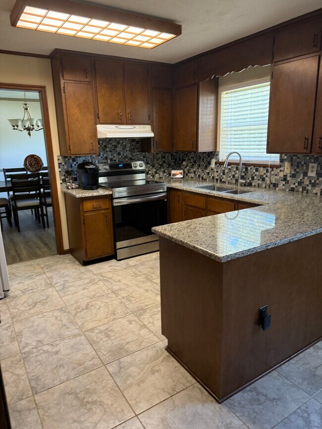 Building Photo - 3726 Wicklow Cir
