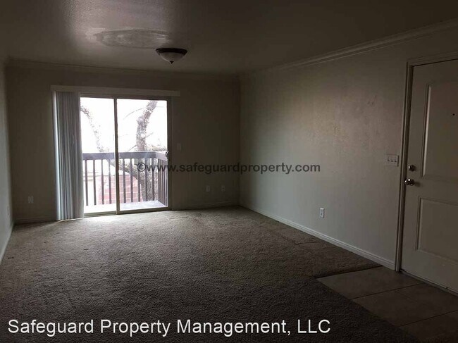 Building Photo - 2 br, 1 bath House - 5700 South 900 East #7