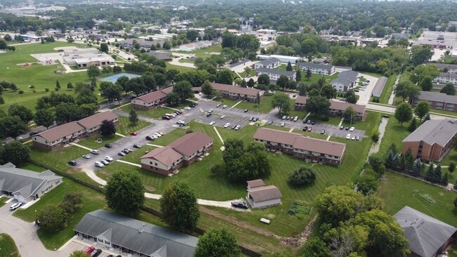Building Photo - Hometown Harbor Apartments