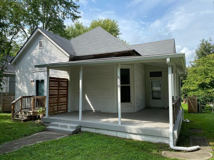 Primary Photo - Amazing Updated One Bedroom in South Nashv...