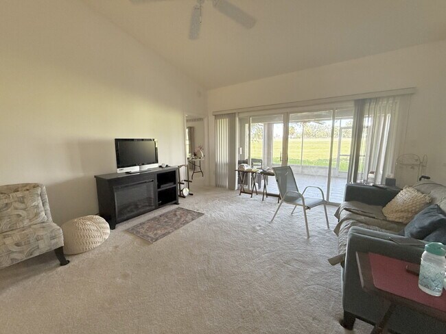 Foto del edificio - Heritage Pines active 55+ community 2/2 villa