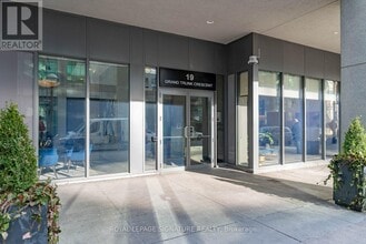 Building Photo - 19 Grand Trunk Crescent