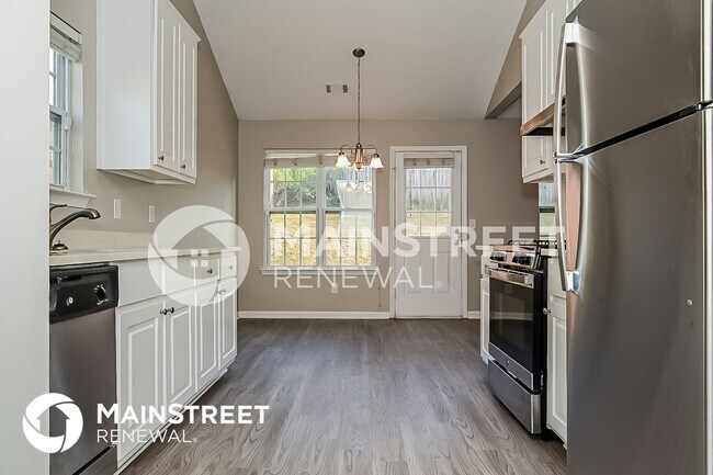 Foto del edificio - 4845 Buckeye Pl