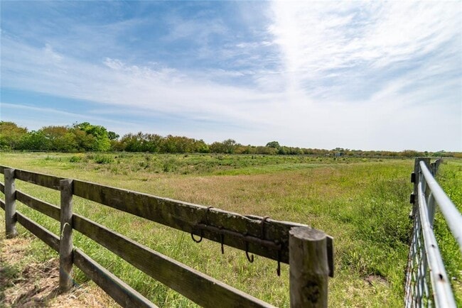 Building Photo - 11289 FM 1458 Rd