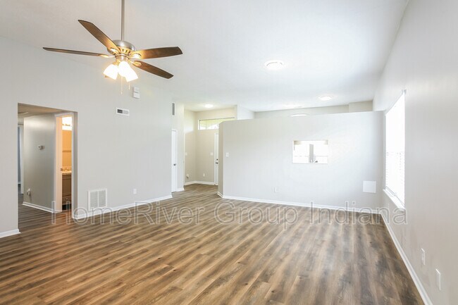 Building Photo - 6121 Jester Ct